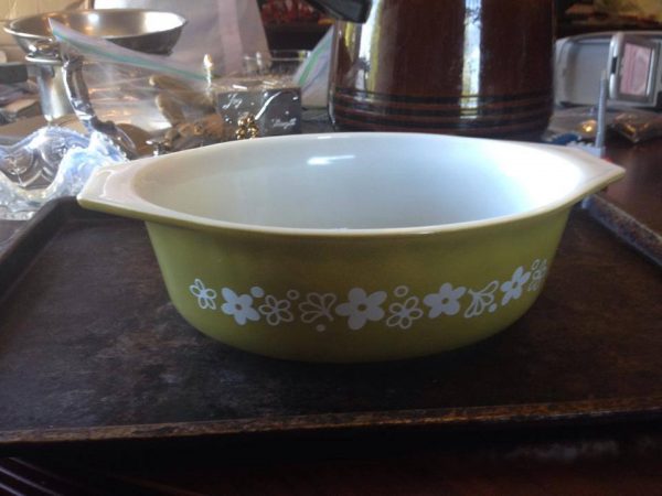 Vintage Spring Blossom Green Pattern Pyrex Casserole