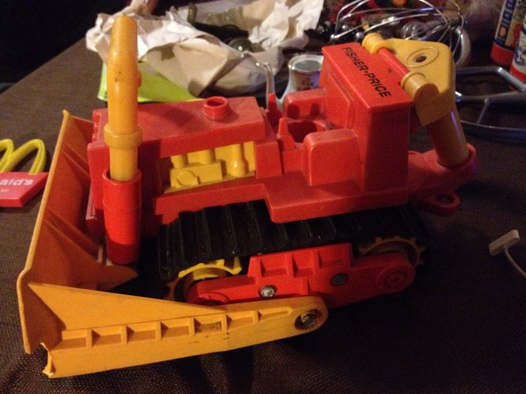 #LeadFree: 1978 Fisher Price Toy Tractor