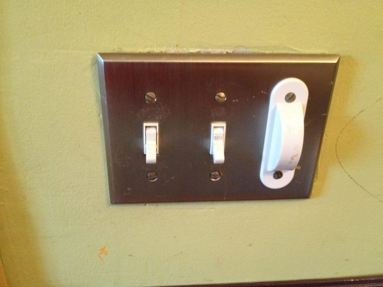 #Leaded: Newer/ Modern Switch Plate.