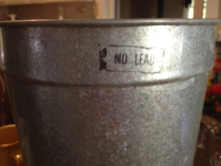 Galvanized metal modern/ newer (2014) maple syrup bucket, marked “No Lead”: 405 ppm Lead (90 ppm is unsafe for kids)