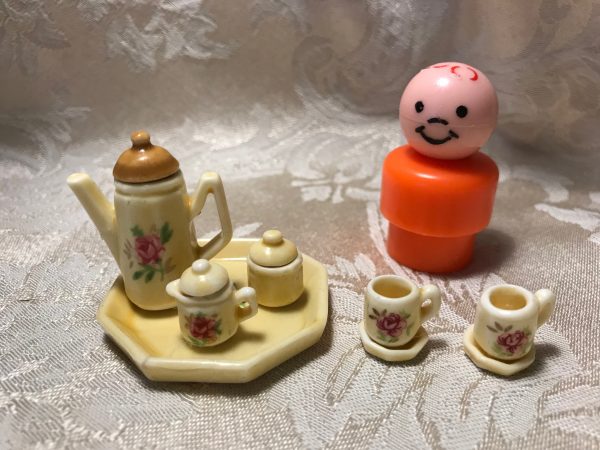 Vintage Miniature Tea Set, Made in Taiwan: 14,200 ppm Lead + Cadmium too!