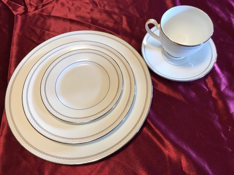 #LowLead: New (2017) Waterford China Set