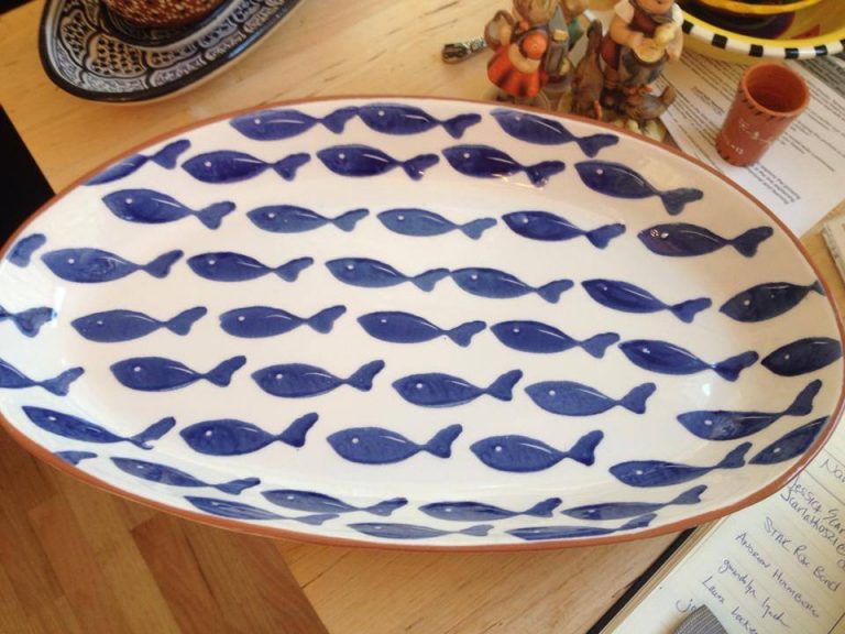 Sur La Table Fish Platter, Made in Portugal: 6,623 ppm Lead when tested with an XRF instrument.