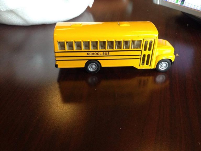 #LeadFree: 2014 Pullback Toy School Bus, Made In China