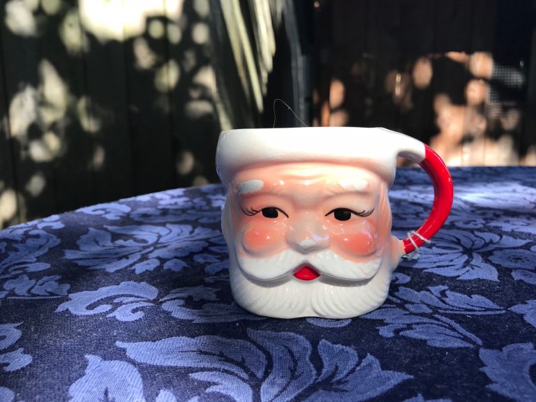 Vintage (Made in Japan) ceramic Santa Claus Christmas mug: As high as 5,077 ppm Lead