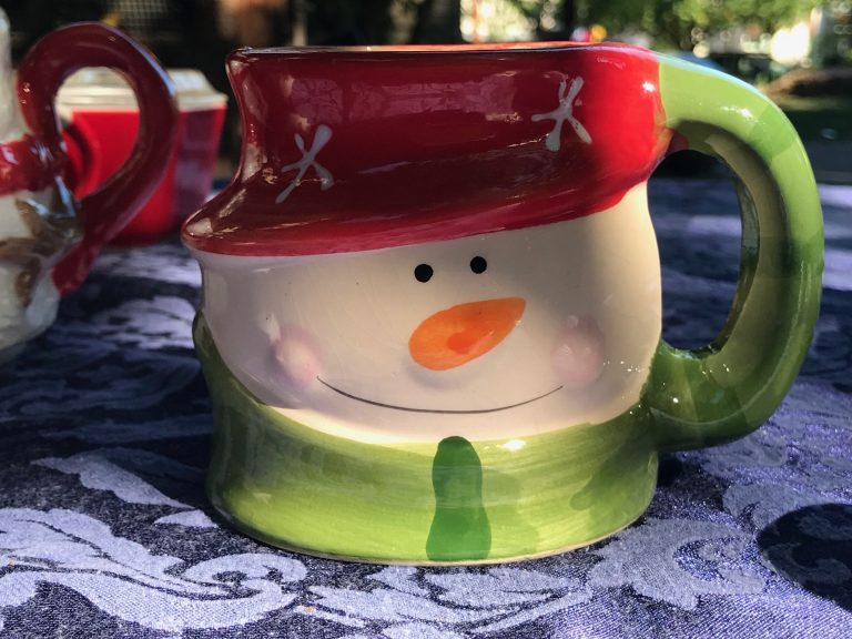 Royal Norfolk Ceramic Snowman Christmas Mug: 1007 ppm Lead + 539 ppm Cadmium (90 ppm Lead, 40 ppm Cadmium is unsafe)