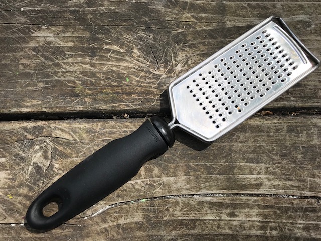 Tamara's Kitchen: Norpro 123 Grip-EZ Handy Flat Grater With Black Rubberized Handle