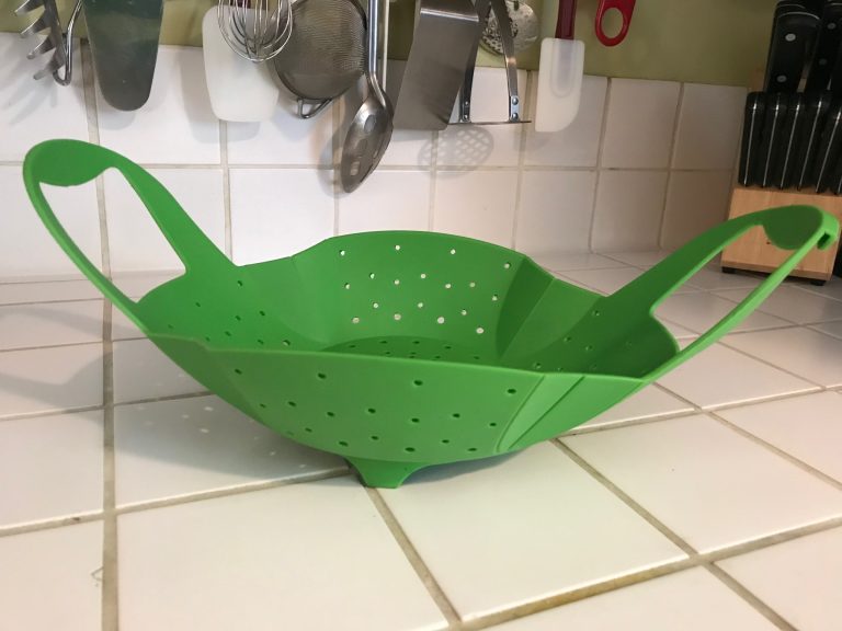 #LeadFree: Sunsella Green Silicone Vegetable Steamer