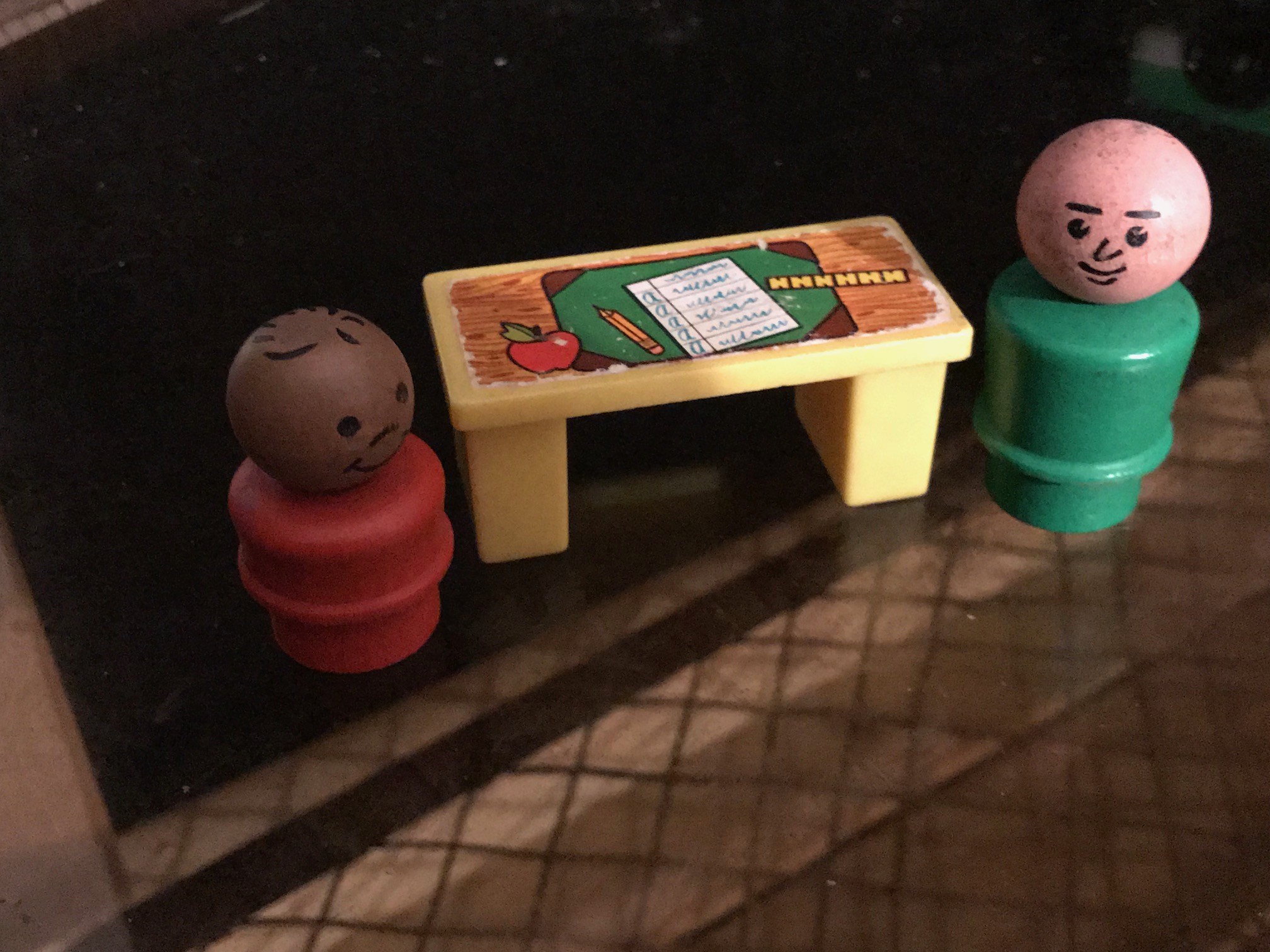 Details about   Fisher Price Little People Vintage Green Teacher Desk & Chair Lot 
