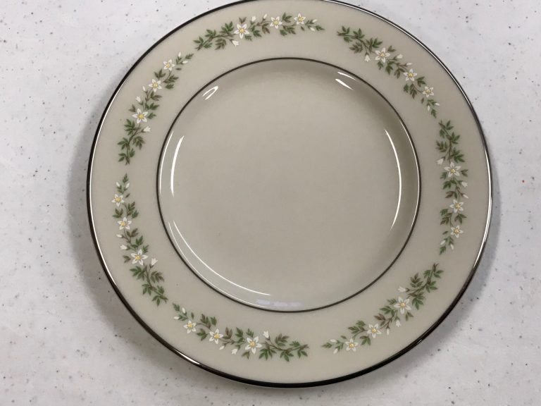 This vintage Lenox china has glaze that’s more than 13% Lead! [136,000 ppm] – 90 ppm is unsafe for kids.