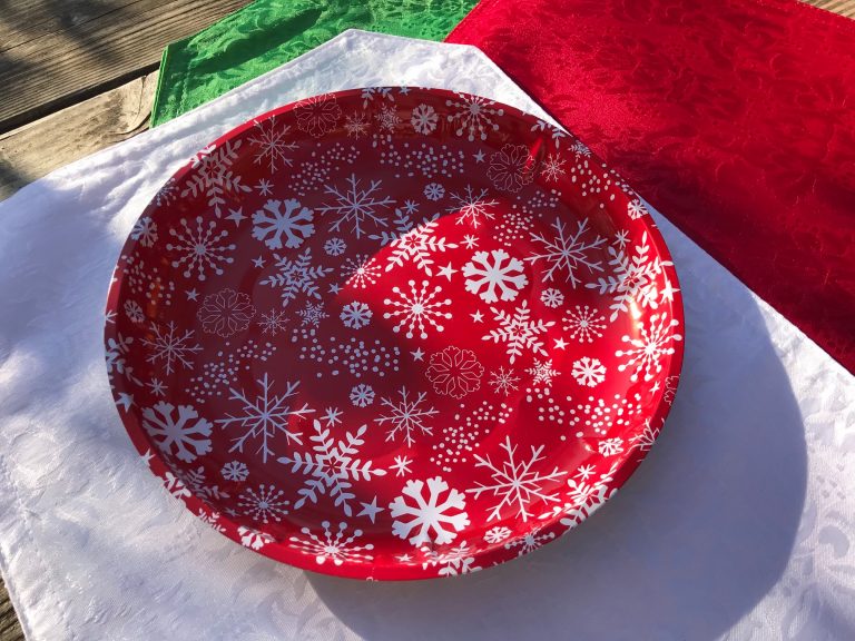 2018 Dollar Store Red & White Snow Flake Metal Tray/ Plate: Lead-Free!