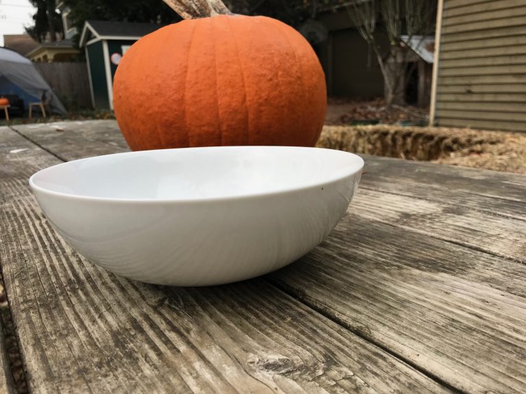 Lead-free: Large White Ceramic Crate & Barrel Martin Hunt Bistro Bowl