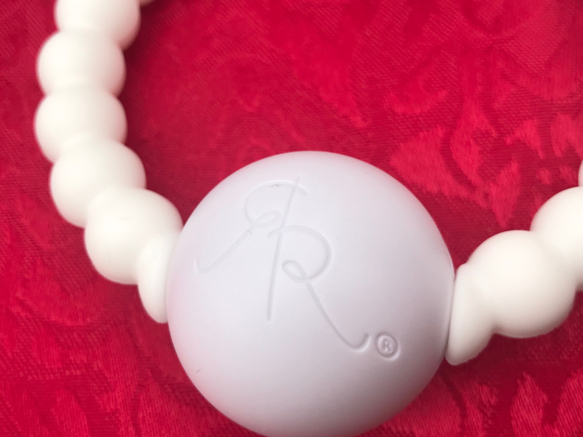 2018 Ryan And Rose Cutie Teether White Rattle Teether: Lead Free