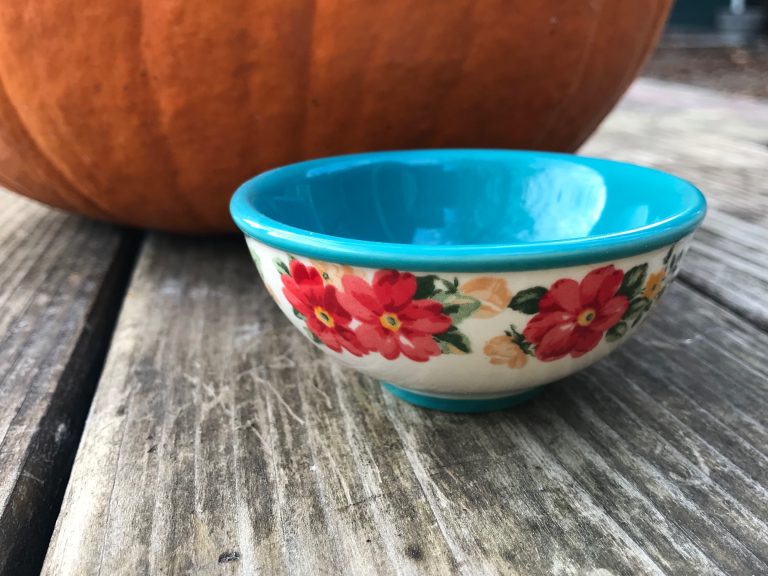 Pioneer Woman “Vintage Floral” Teal Dipping Bowl: As high as 6,140 ppm Lead (90 ppm is unsafe in kids’ items)