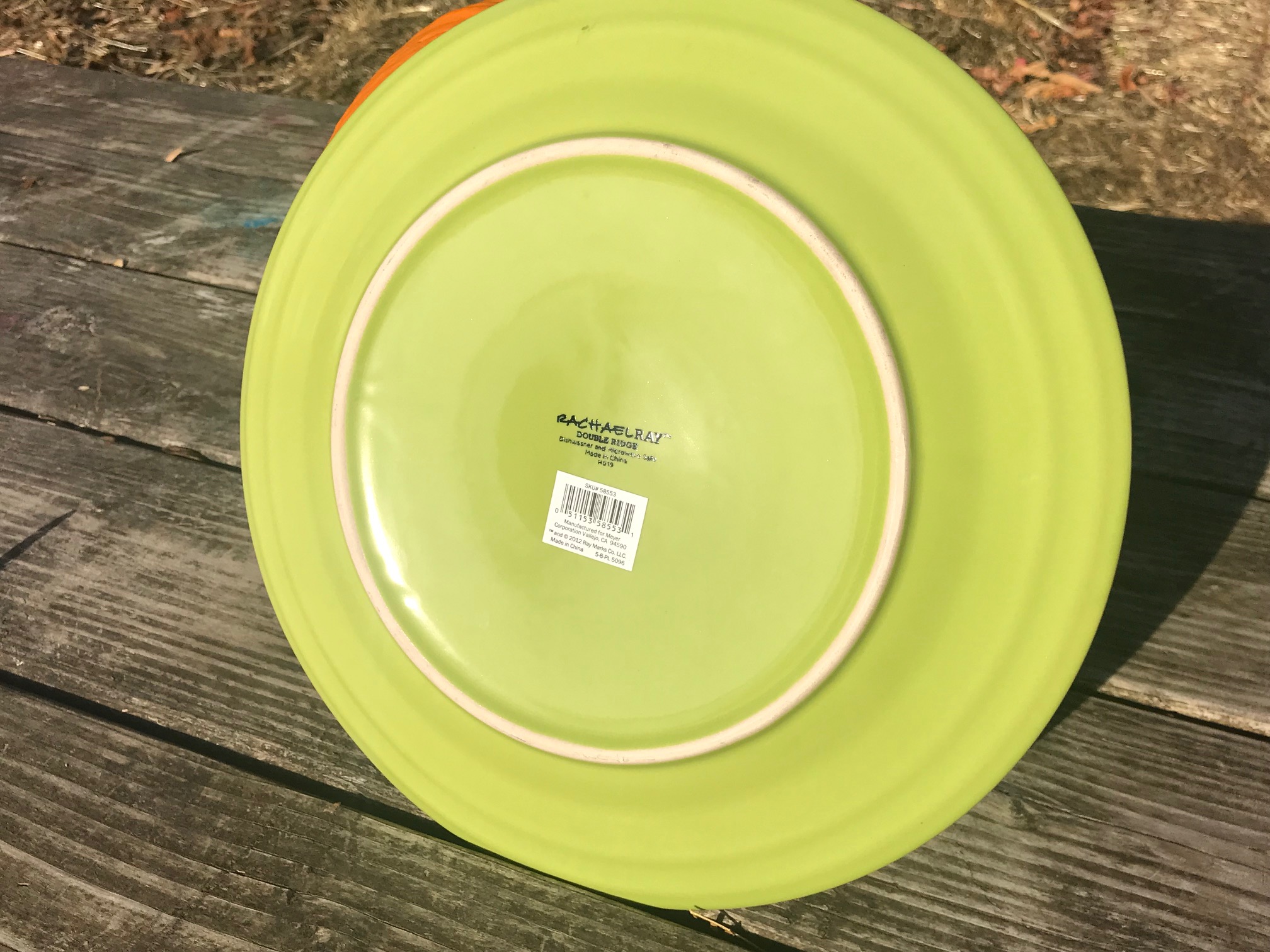 2018 Dollar Tree Store Rachael Ray Green Glazed "Double Ridge" Ceramic Plate: Lead Free & Cadmium Free