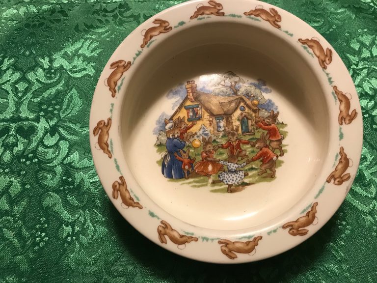 c. 1967-1976 Royal Doulton Bunnykins Baby Bowl: 61,800 ppm Lead on the FOOD surface (90 is unsafe for kids)