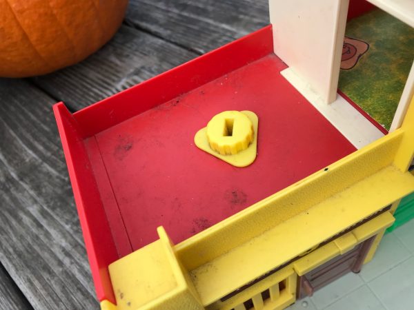 And the winner is.... Click here to see the full XRF test results for the vintage Fisher Price Garage!