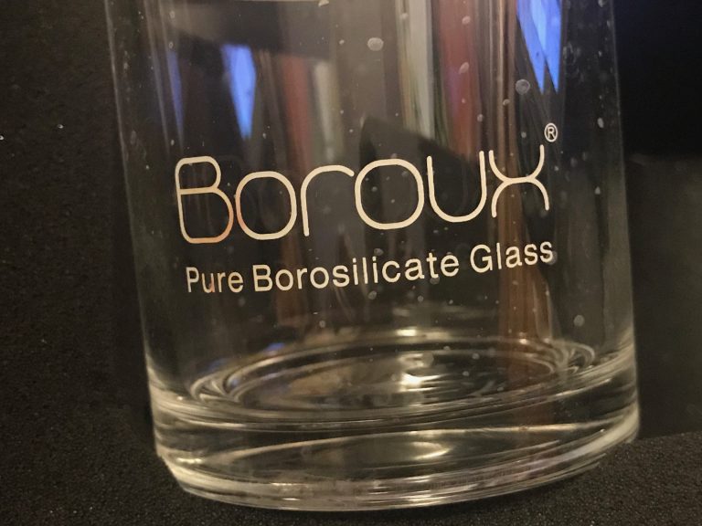 Boroux “lead-free” water bottle painted logo positive for: 2,235 ppm Lead, 140 ppm Cadmium, 301 ppm Arsenic.