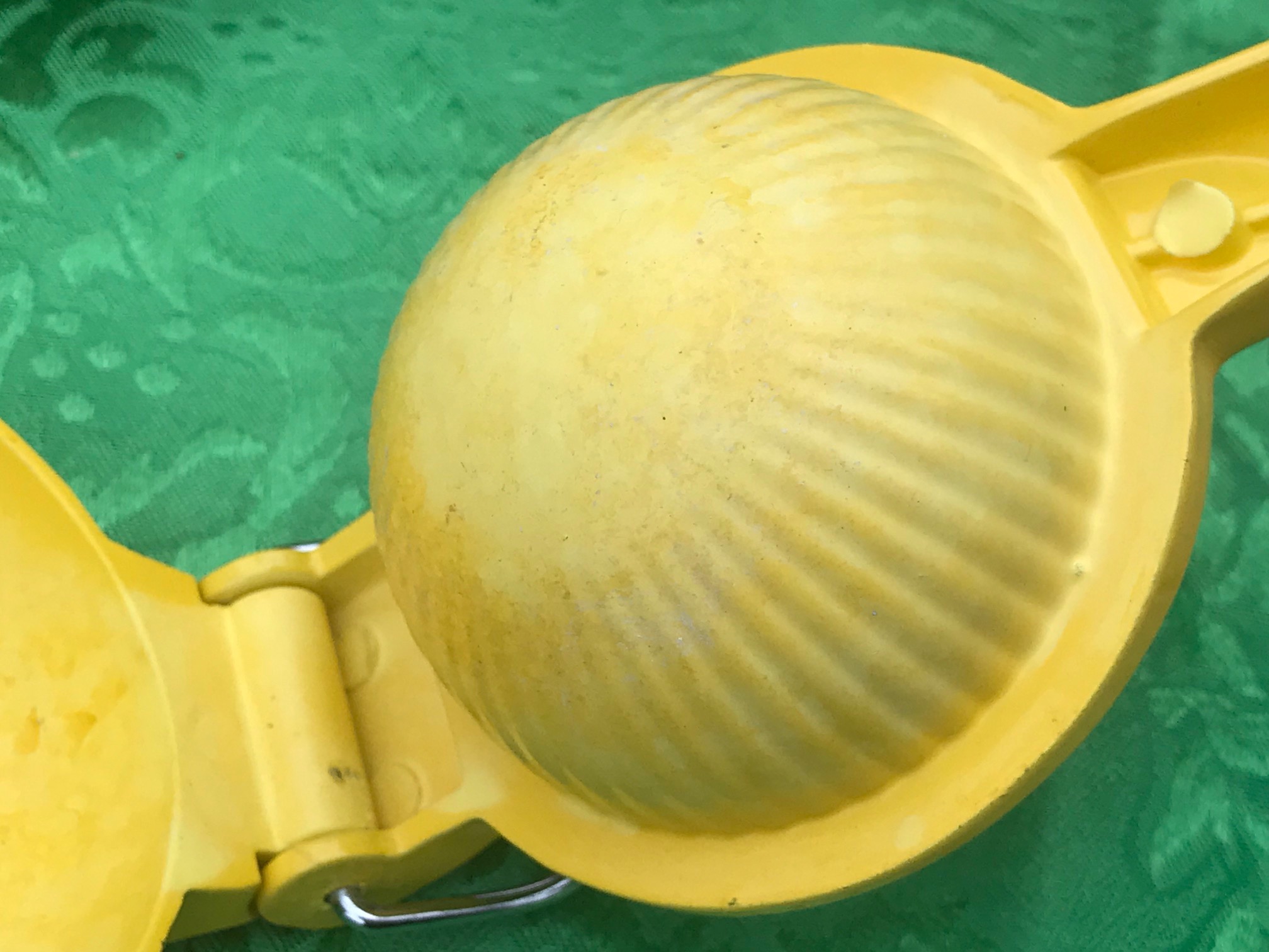 Yellow Painted Hand Juicer / Citrus Press: 658 ppm Lead (No mark or maker).