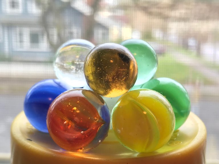 Avi’s 8th Grade Science Class Experiment: “How does the elemental composition of glass marbles affect their color?”