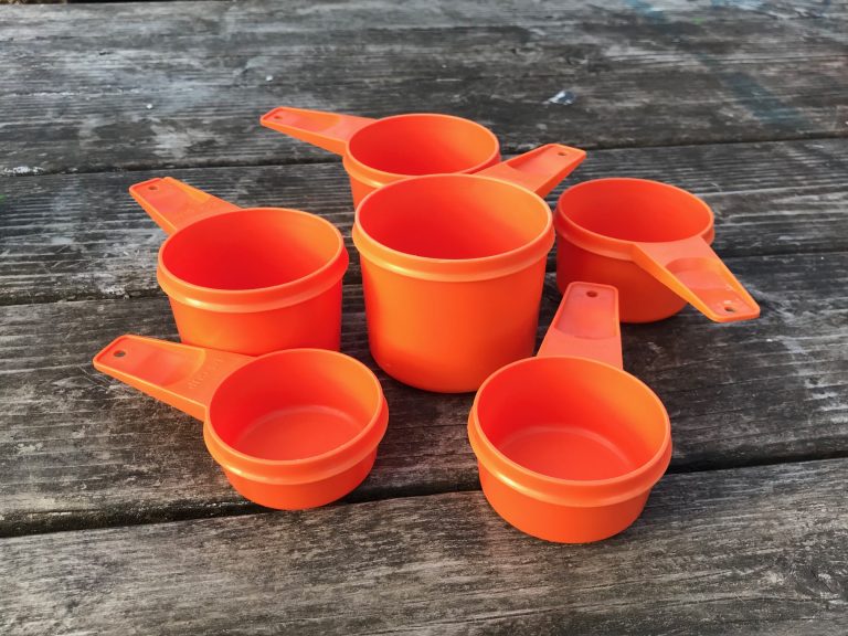 Orange Tupperware Vintage Measuring Cups: 61 ppm Cadmium. Cadmium is a known carcinogen for humans.