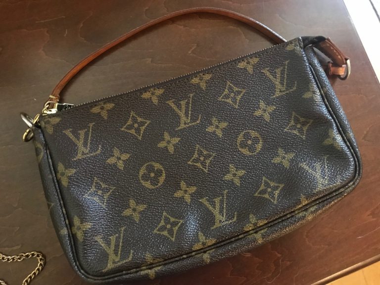 Louis Vuitton Bag, c. 2001: 258 ppm Arsenic + 5,943 ppm Lead. 90 ppm is unsafe. Does your child play with yours?