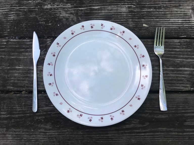 Vintage Corelle Plate With Maroon Flowers With Heart Petals: 20,300 ppm Lead [90 ppm is unsafe for kids] + Cadmium.