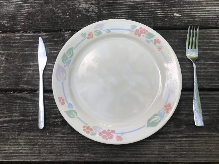 Vintage Cream Corelle Plate With Pastel Fruit & Leaf Pattern: 48,800 ppm Lead [90 is unsafe for kids] + 213 Cadmium.