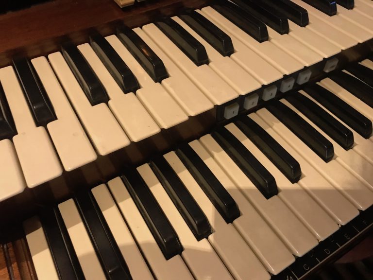 Keyboard for 1975 Hammond organ: 73 ppm Lead + 186 Cadmium (& why I make an “exception” for instruments.)