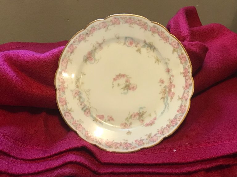 Limoges dish by Haviland & Co., France: 2,337 ppm Lead (90 is unsafe) + 366 ppm Arsenic. What china do you have?