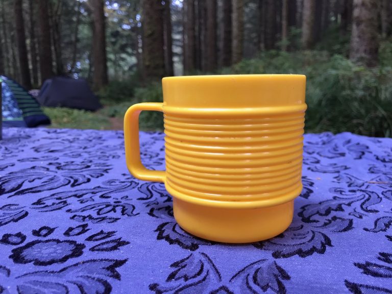 Vintage (year unknown) plastic Rubbermaid mug: Lead-free! If you know what year this was made, please let me know.