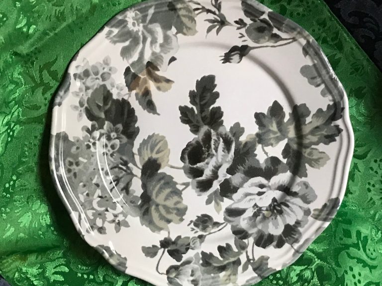 2019 Ikea Brand, Made In Portugal “Arv” floral white & green plate: 126 ppm Lead. (Read full post for details.)