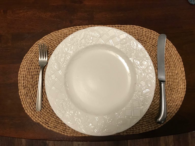 1993 Mikasa English Countryside Dinner Plate: 26,200 ppm Lead. 90 is unsafe in items intended for use by kids.