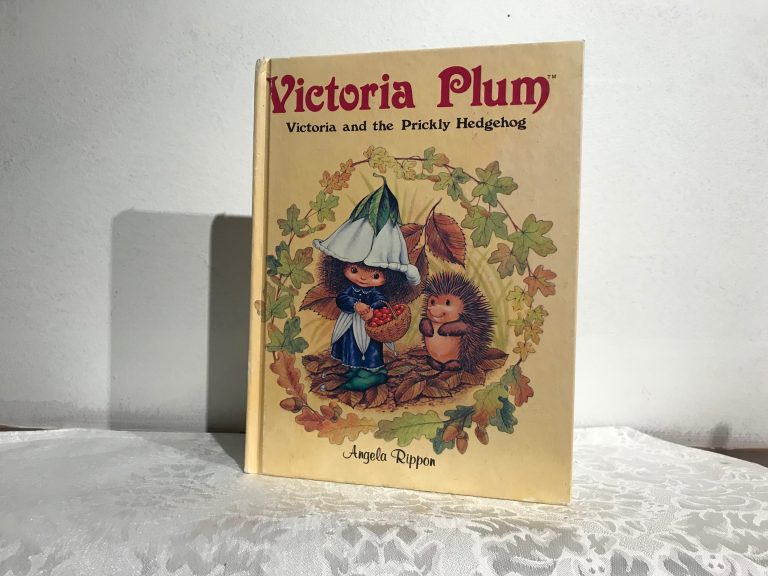 1982 Victoria Plum – Victoria and the Prickly Hedgehog – Hardcover Book: 18 ppm Lead (safe by all standards!)