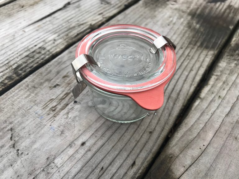 Small newer Weck baby food canning jar with glass lid, as high as 159 +/- 18 ppm Lead [100 is unsafe for kids]