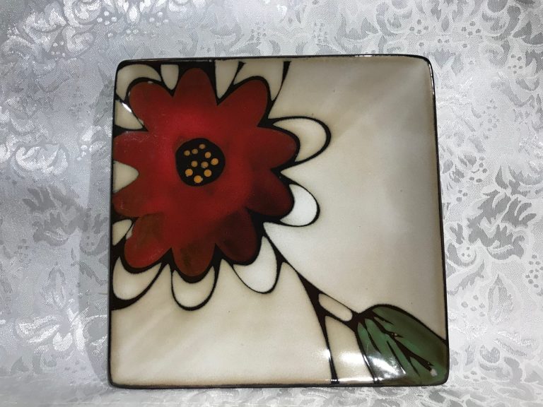 Square ceramic Parker & Jane plate [Made in China] with dark red flower: 76 ppm Lead + 209 ppm Cadmium.