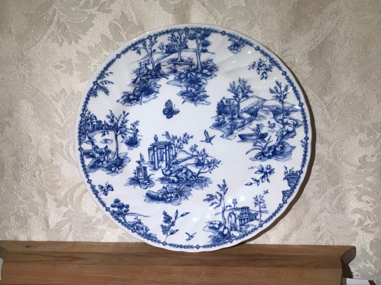 Vintage Churchill “Made In England” Blue & White Ceramic Dish: 87,700 ppm Lead (90 ppm is unsafe for kids.)