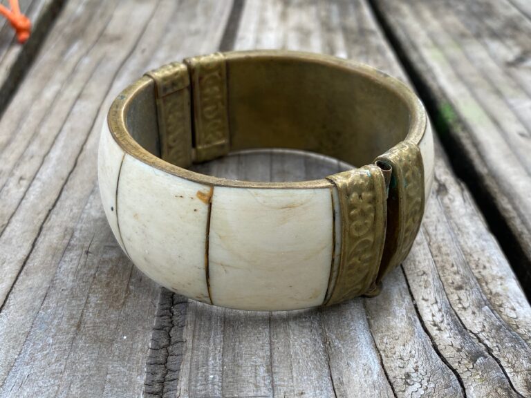 Bone and brass cuff bracelet: 1,898 ppm Lead (on decorative brass components that touch the wearer’s skin).