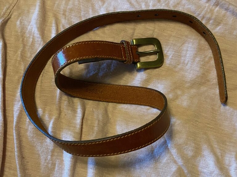 Trafalgar brand leather belt with brass buckle: 15,600 ppm Lead + 250 ppm Antimony. This is a child’s belt.