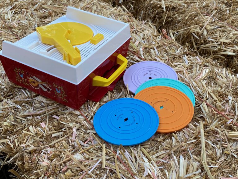 Vintage-inspired Mattel Fisher Price Music Box Record Player (2010): Lead-free, Cadmium-free, Arsenic-free, Antimony-free!