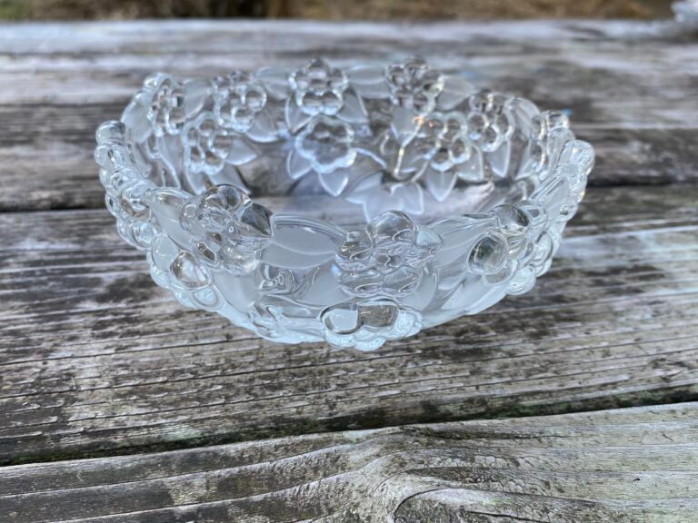 Etched glass relief floral design bowl: Lead-free, Cadmium-free, Arsenic-free, Antimony-free.