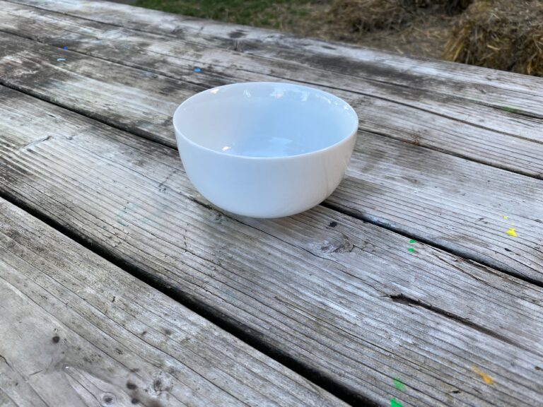 Lucerne Foods porcelain bowl: food surface is Lead-free, back mark is 42 ppm Lead. Safe by all standards.