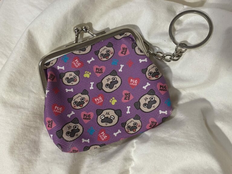 Dollar Store vinyl coin purse/ key chain: 880 ppm Lead (90 ppm and up is unsafe for kids)