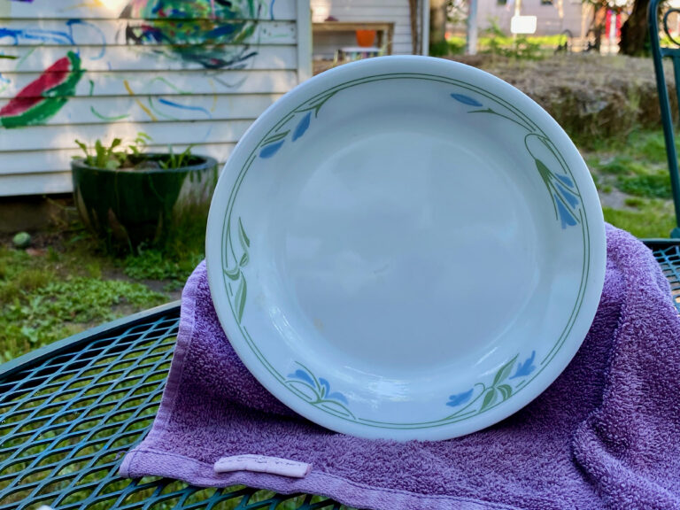 Corelle dish with blue and green floral pattern: 26,800 ppm Lead (90 ppm & up is unsafe for kids) + 127 ppm Cadmium