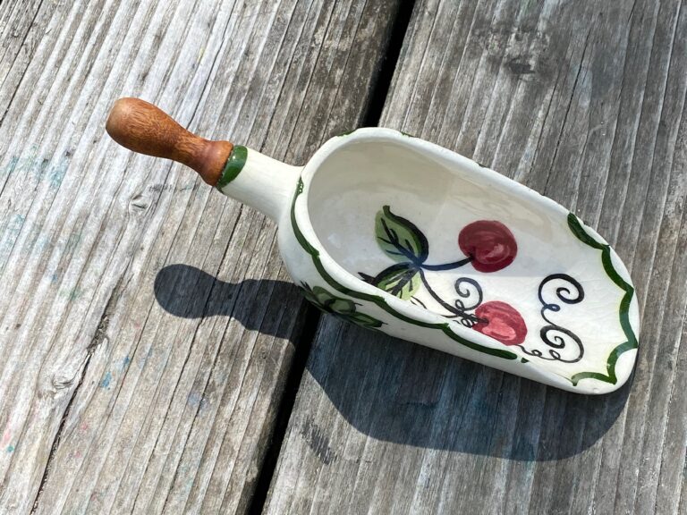 Vintage Cherry Pattern Scoop (possibly Franciscan): 237,000 ppm Lead (90 ppm Lead & up is considered unsafe)