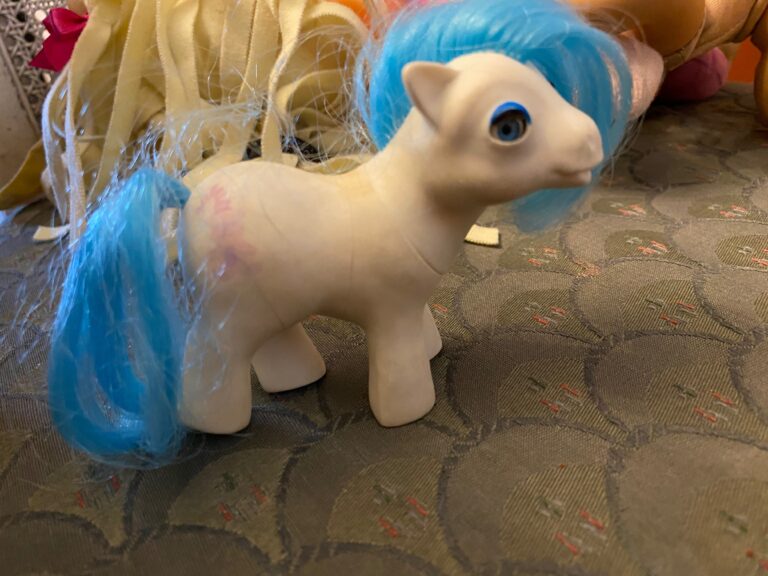 1986 G1 Baby Sleepy Pie My Little Pony Doll with beddy-bye eyes: 13,700 ppm Lead. Not safe for kids by today’s standards.