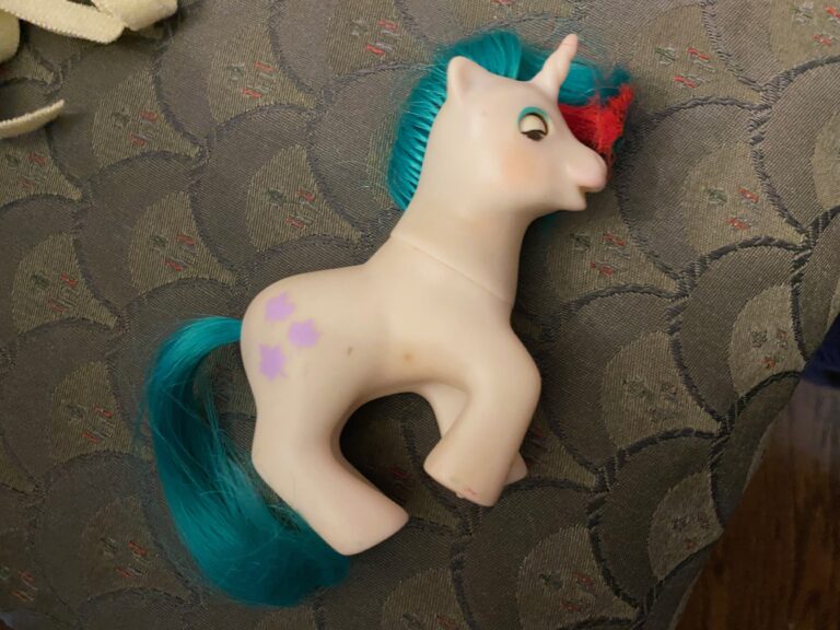 1986 G1 Baby Gusty My Little Pony Doll with beddy bye eyes: 10,200 ppm Lead (not safe for kids by today’s standards)