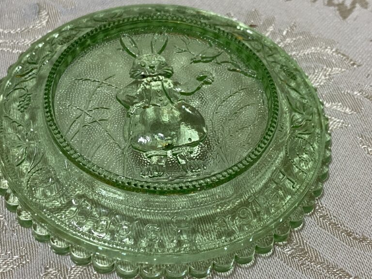 Decorative Tiny Peter Rabbit Green Glass Crystal Plate: 395,100 ppm Lead. 90 ppm and up is unsafe in items intended for use by children.