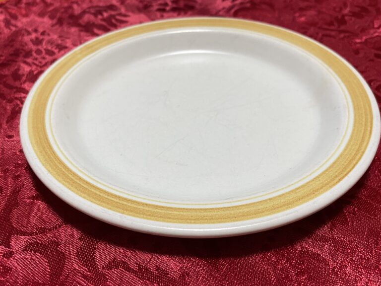 Royal Doulton Cinnamon Pattern Lambeth Stoneware – Made in England: 65,500 ppm Lead (90 ppm & up is considered unsafe in modern children’s items.)