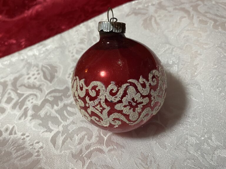 Vintage Shiny Brite Christmas Ornament  —  Red Decorated Glass Ball:  131 ppm Arsenic + 109 ppm Lead (90 ppm & up is unsafe for kids)